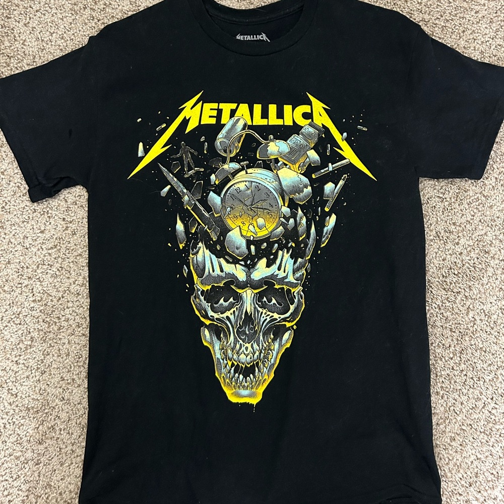 Metallica 2023-2024 World Tour Tee. Medium.